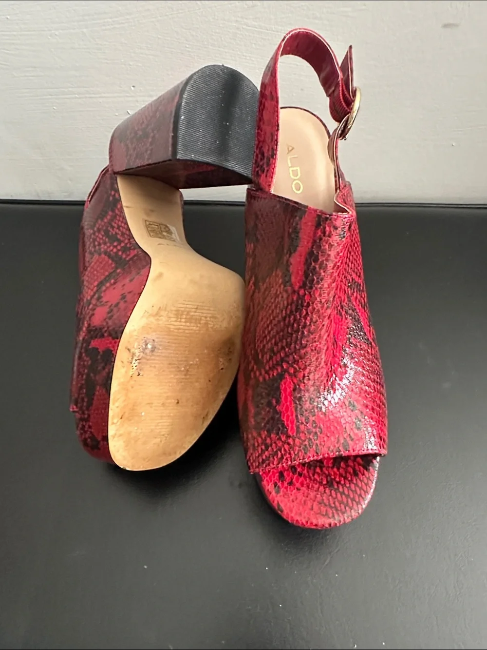 Aldo stand out